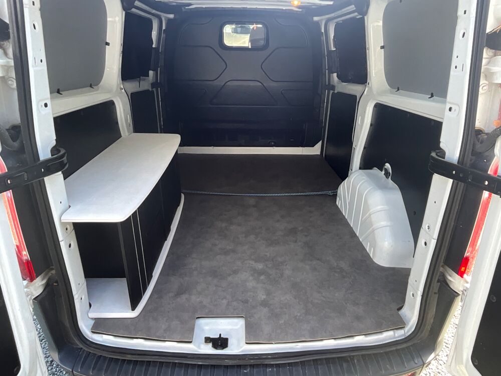Transit FOURGON 250 2.2 TDCI 100CH L1H1 COURT PC-TN / CAM&Eacute;RA / BLUET 2015 occasion 17000 La Rochelle