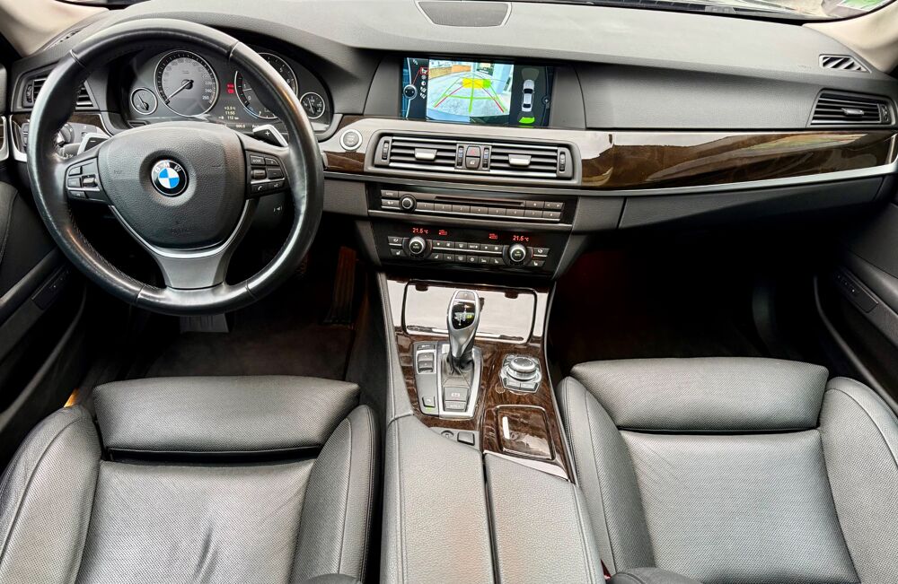 S&eacute;rie 5 4.4 550 I 405 CH LUXE 2010 occasion 25000 Besan&ccedil;on