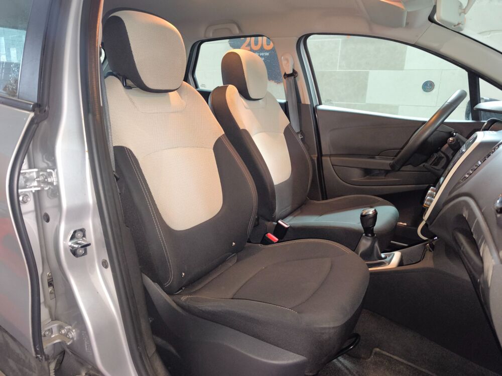 Captur 0.9 TCE 90 BUSINESS PREMIERE MAIN 2020 occasion 60740 Saint-Maximin