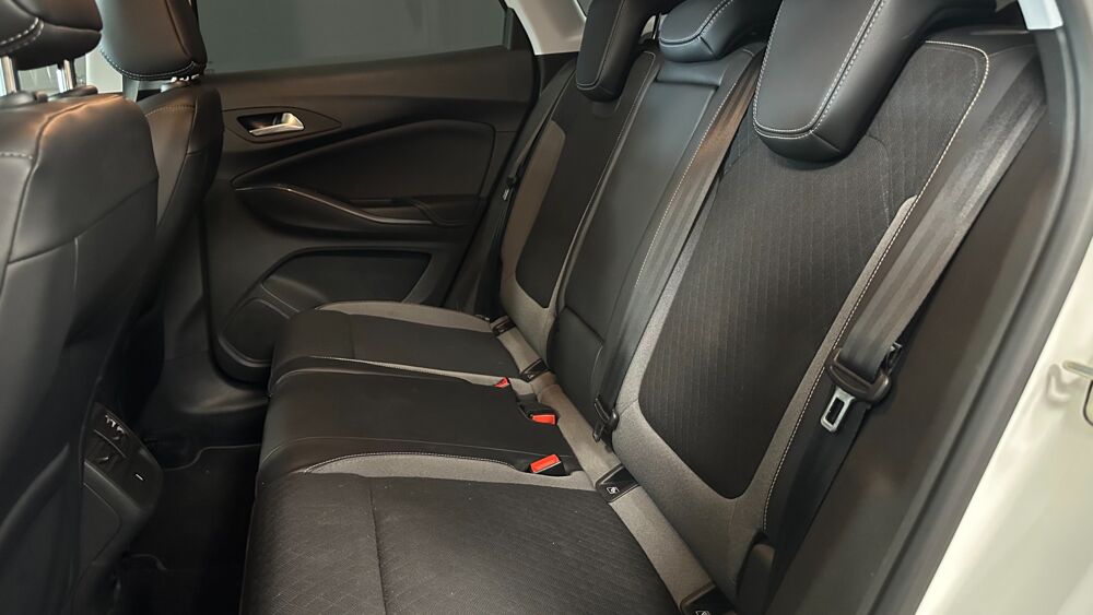 Grandland x 1.2 TURBO 130 ch EDITION 2019 occasion 34430 Saint-Jean-de-V&eacute;das
