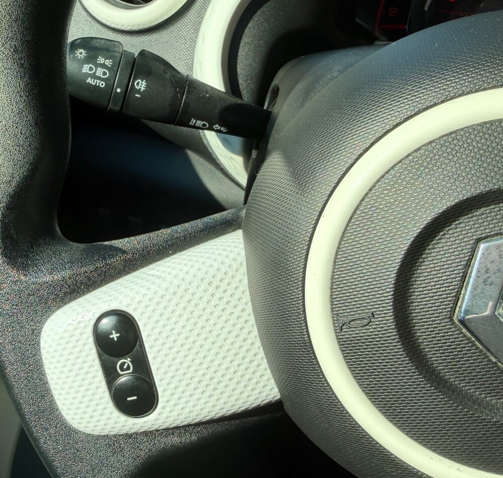 Twingo 1.0 SCe 65 ZEN 2021 occasion 33100 Bordeaux
