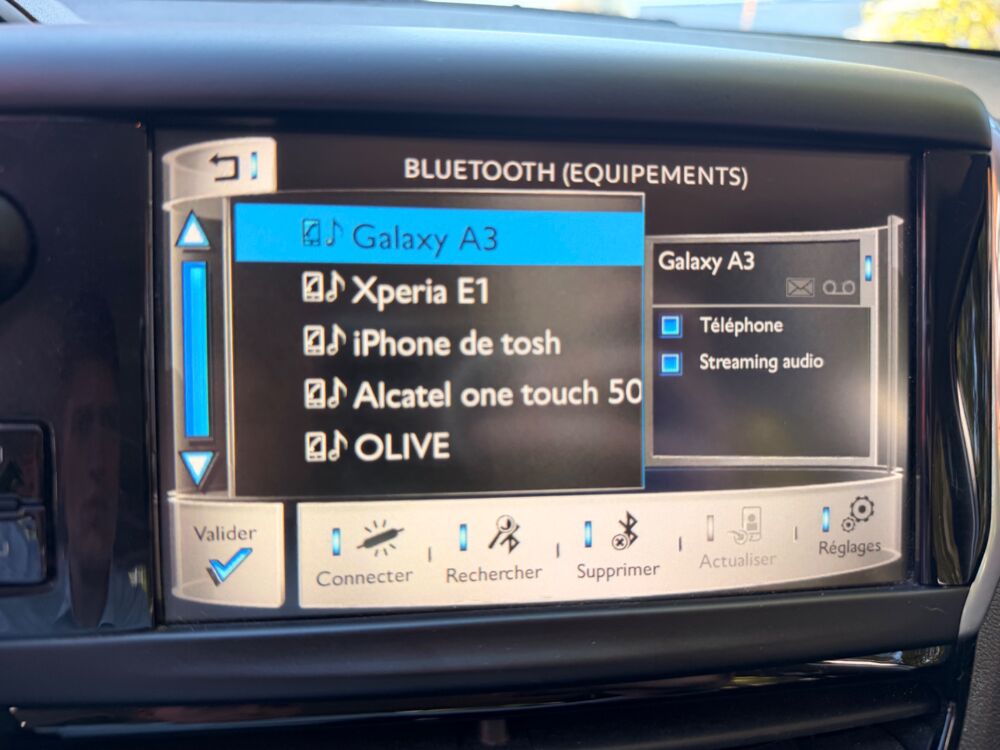 208 GENERATION-I 1.6 E-HDI 90Ch ACTIVE - BLUETOOTH - REGULATEUR 2012 occasion 76150 Saint-Jean-du-Cardonnay