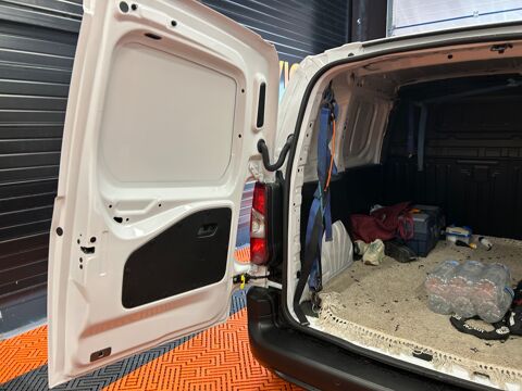 Partner FOURGON 1.5 BLUEHDI 100 650KG L1 M PACK ASPHALT CONNECT STAR 2025 occasion 83600 Fr&eacute;jus