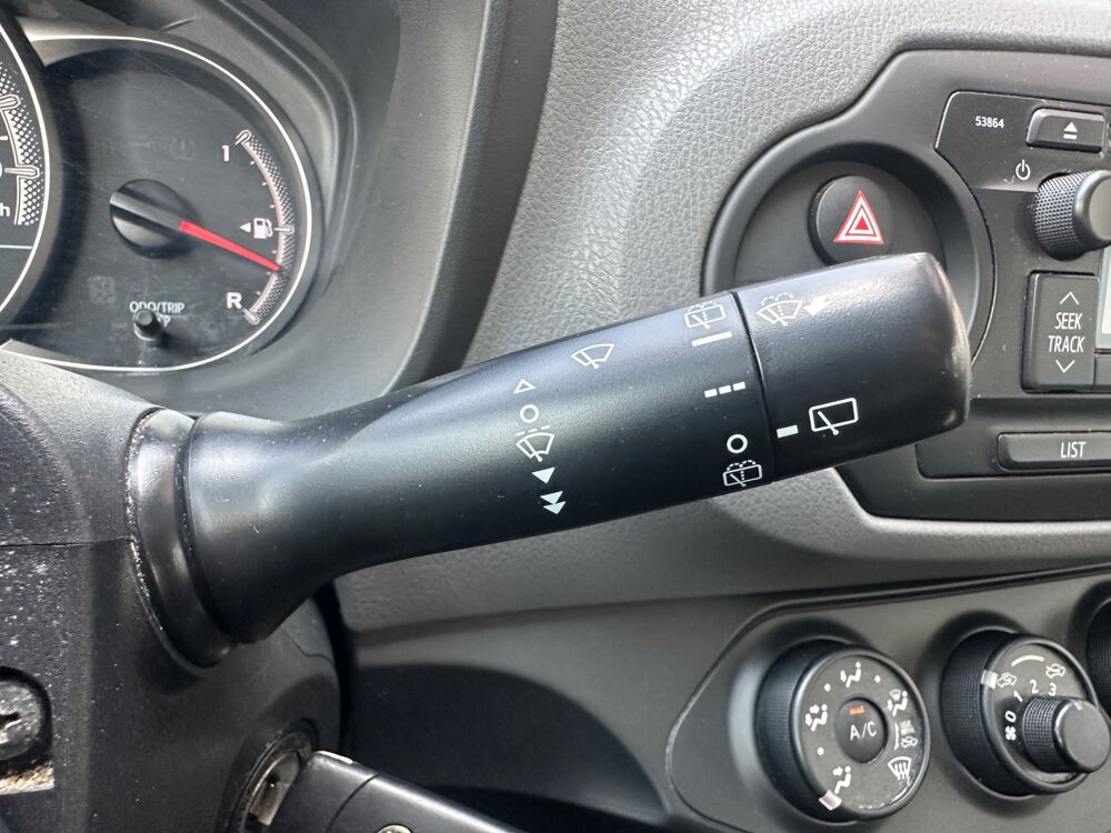 Yaris 1.L VVTI 70ch ACTIVE 2014 occasion 38420 Le Versoud