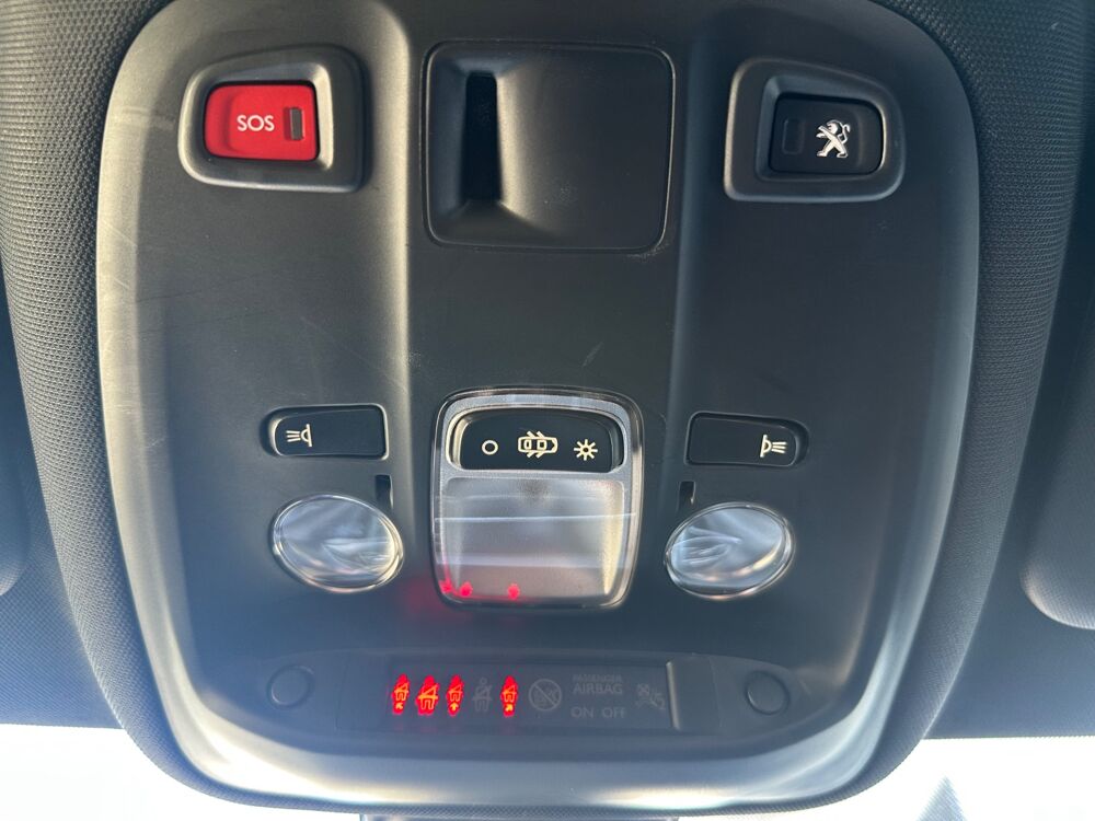 308 1.2 130ch GT PACK APPLE CARPLAY / CAMERA DE RECUL / COURROIE 2021 occasion 38420 Le Versoud