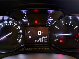 C3 GENERATION-III 1.5 BLUEHDI 100 Ch SHINE CARPLAY 2022 occasion 24750 Tr&eacute;lissac
