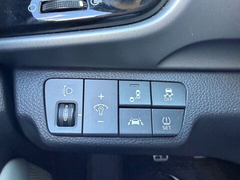 Stonic 1.6 CRDI 110 PREMIUM CARPLAY 2018 occasion 69150 D&eacute;cines-Charpieu