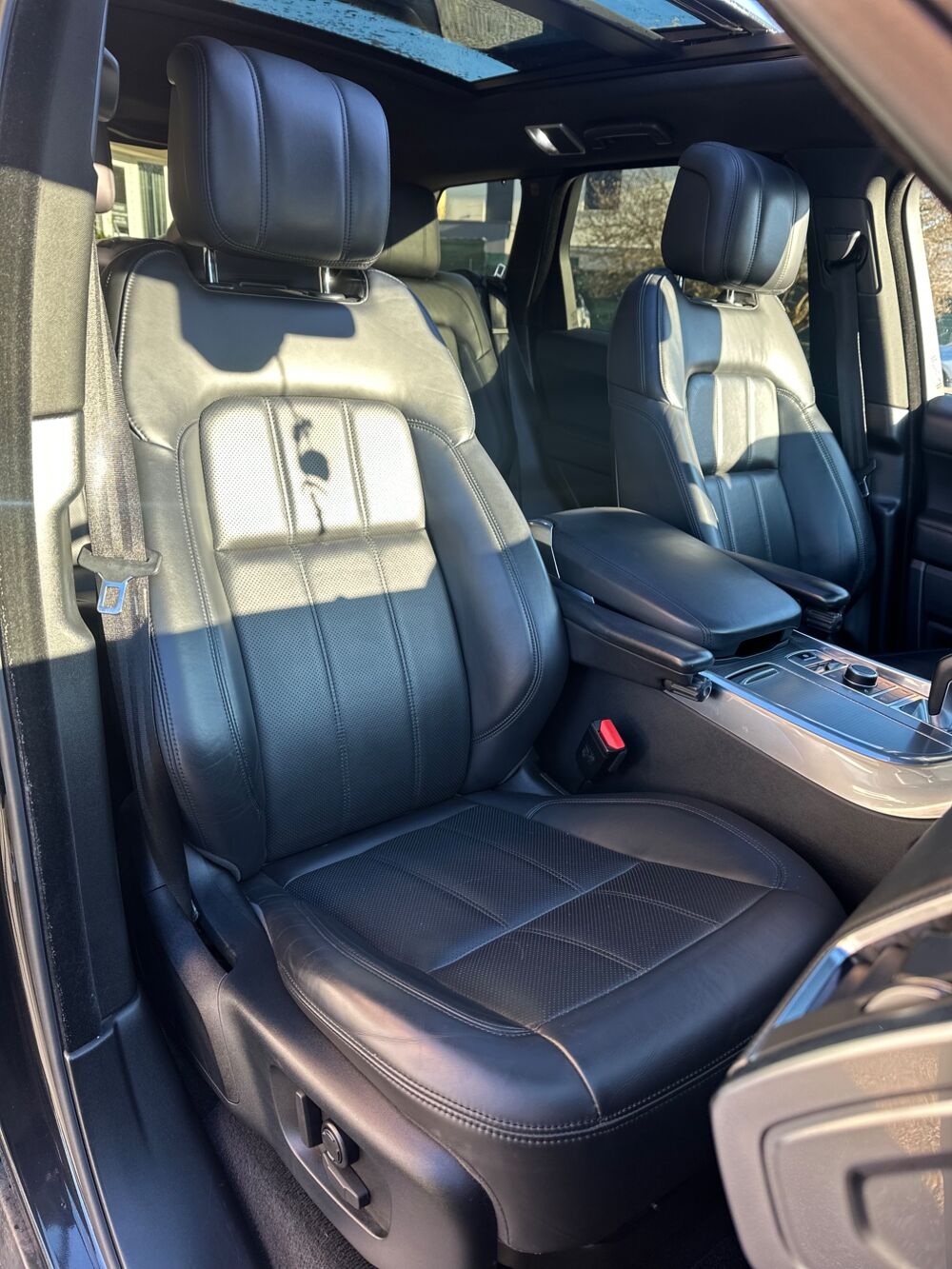 Range Rover 3.0 SDV6 306 HSE DISTRIBUTION NEUF DYNAMIC MARK VII 4WD BVA 2019 occasion 25000 Besan&ccedil;on