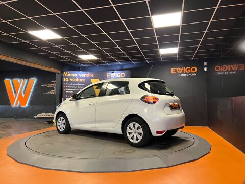 Zo&eacute; R135 E-TECH ZE 52KWH ACHAT-INTEGRAL EQUILIBRE BVA // APPLE C 2022 occasion 44300 Nantes