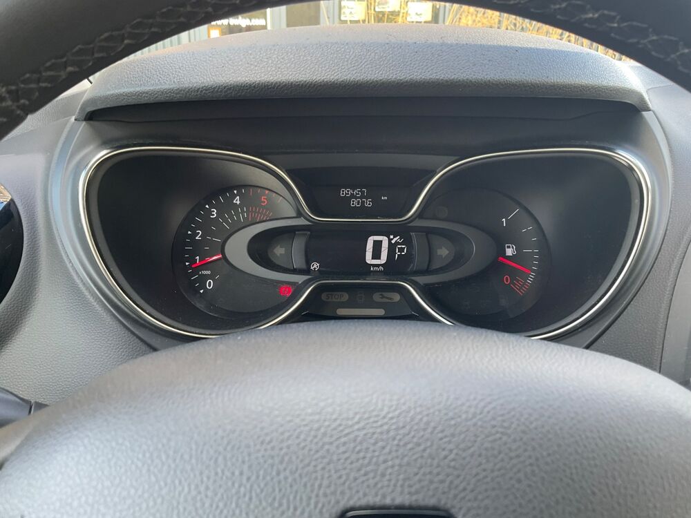 Captur 1.5 DCI 90 ECO ENERGY BUSINESS EDC BVA START-STOP - Distrib 2019 occasion 78410 Flins-sur-Seine