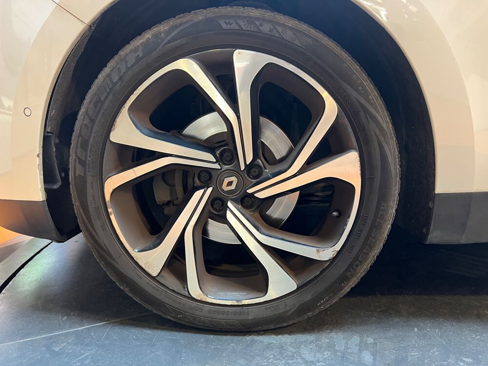 Grand scenic IV 1.3 TCE 140 ENERGY INTENS EDC BVA // 7 PLACES // ATTELAGE // 2019 occasion 33320 Eysines