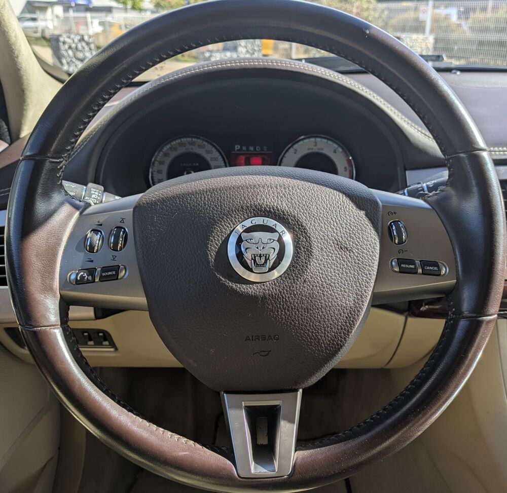 XF S - V6 3.0 D 275ch LUXURY PREMIUM BVA 2010 occasion 25300 Pontarlier