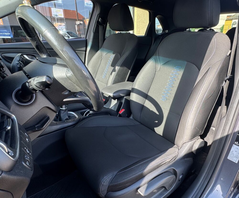 i30 1.0 T-GDI 120CH EDITION MONDIAL 2018 occasion 13700 Marignane