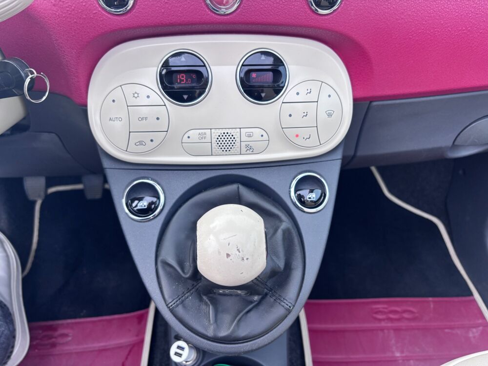500 CABRIOLET 1.2 70 60EME N104/560 / CARPLAY / RADAR AR 2018 occasion 42160 Andr&eacute;zieux-Bouth&eacute;on