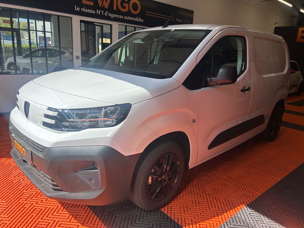 Partner FOURGON 1.5 BLUEHDI 100 650KG L1 M PACK ASPHALT CONNECT STAR 2025 occasion 83600 Fr&eacute;jus