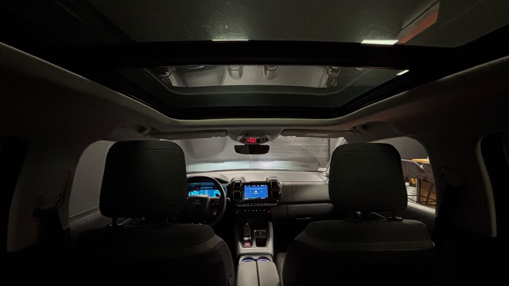 C5 aircross HYBRIDE RECHARGEABLE 225 e-EAT8 SHINE PACK 10.0 CV 2022 occasion 34430 Saint-Jean-de-V&eacute;das