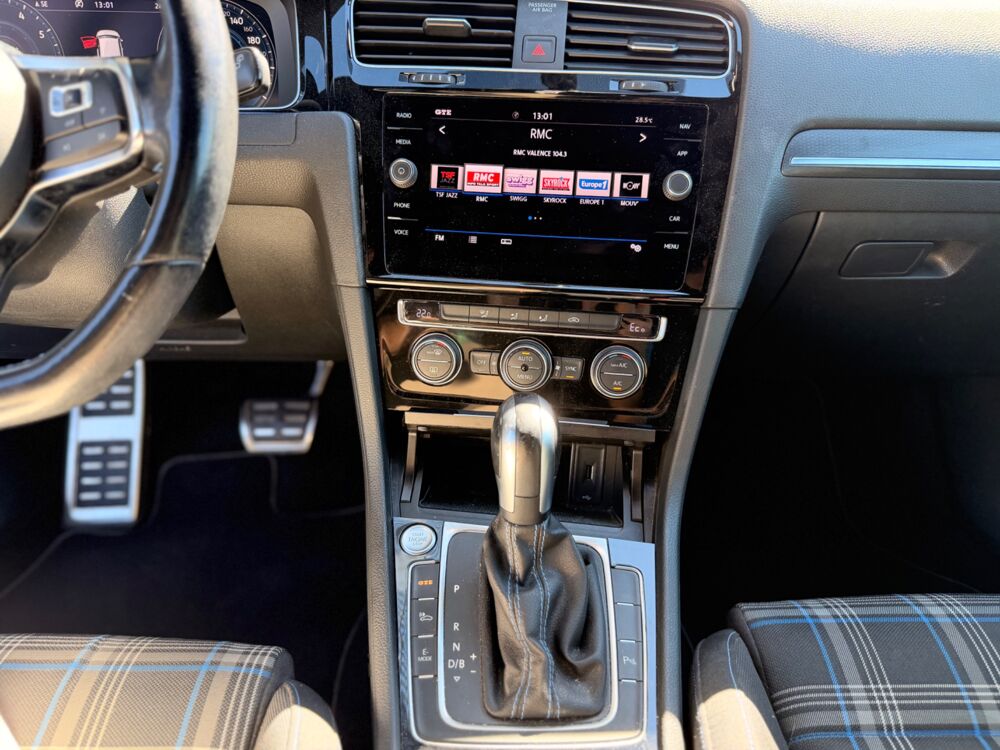 Golf GTE 204 Ch 1.4 TSI DSG BVA - CARPLAY - VIRTUAL COCKPIT 2020 occasion 26000 Valence