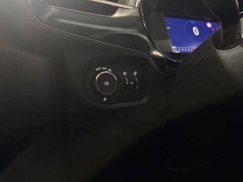 Corsa 1.2 T 100 CH ELEGANCE / CAM&Eacute;RA 360 / CARPLAY 2021 occasion 29000 Quimper