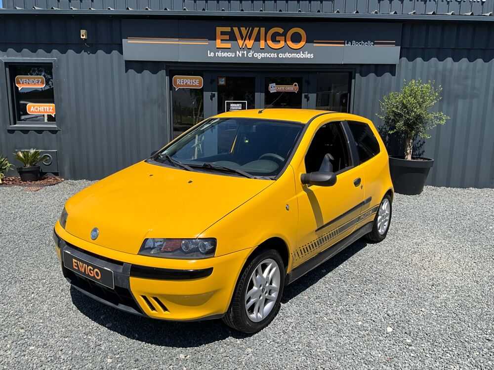 Punto 1.2 80 SPORTING / Gros entretien fait pour la vente 2000 occasion 17000 La Rochelle