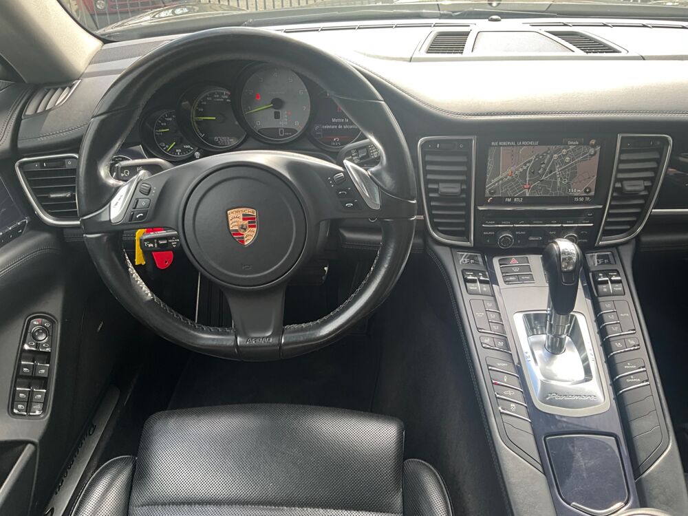 Panamera PORSCHE PANAMERA S V6 3.0 416cv Hybrid Tiptronic S 2014 occasion 17000 La Rochelle