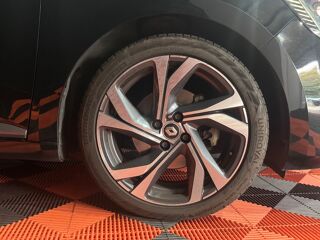 Clio 1.6 E-TECH 140 CH FULL-HYBRID RS LINE / CAMERA DE RECUL / CA 2022 occasion 29000 Quimper