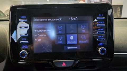 Yaris 1.5 VVTI 114H 90 HYBRID FULL-HYBRID 0.8KWH CVT BVA + CAMERA 2022 occasion 21850 Saint-Apollinaire