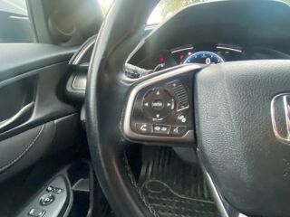 Civic 1.0 IVTEC CVT 130Ch EXECUTIVE *CAMERA DE RECUL*CARPLAY* BVA 2018 occasion 13009 Marseille