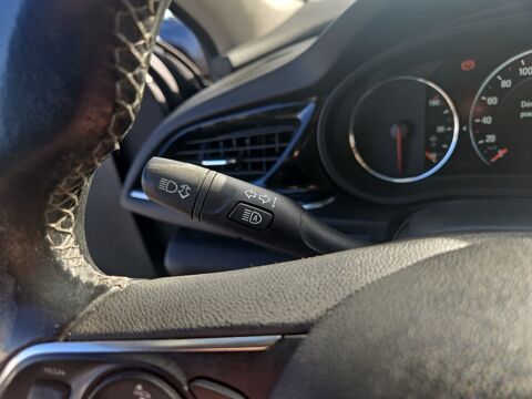Insignia GENERATION-II SPORTS-TOURER 1.6 CDTI 135 BUSINESS PREMIUM BV 2018 occasion 38590 Saint-&Eacute;tienne-de-Saint-Geoirs