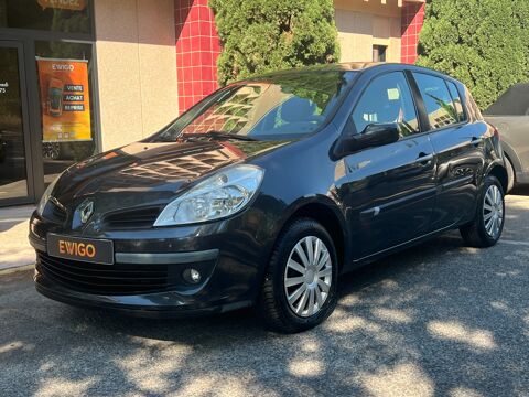 Clio VERSION III PRIVIL&Eacute;GE / 1.6 110 CV / BOITE AUTO / ENTRETIEN 2008 occasion 13009 Marseille