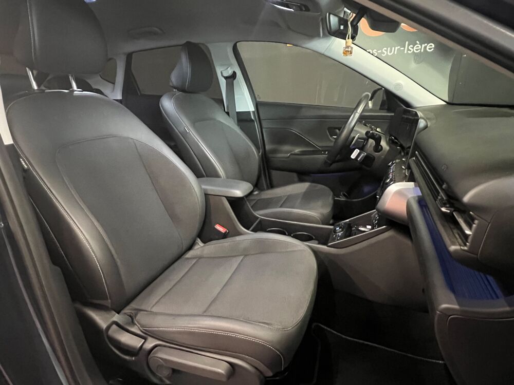 Kona 129ch CREATIVE ATTELAGE + CARPLAY + SIEGE CHAUFFANT + VOLANT 2024 occasion 26100 Romans-sur-Is&egrave;re