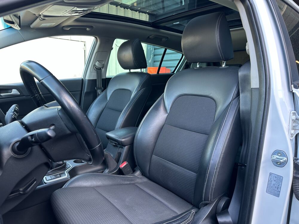 Sportage 1.7 CRDI 115 CH / pREMIUM / CAMERA RECUL - TOIT OUVRANT - S 2016 occasion 44220 Cou&euml;ron