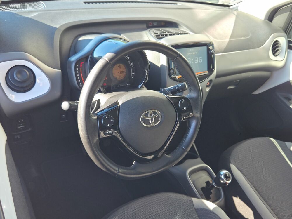 Aygo 1.0 VVTI 70 BOITE AUTO GRAND ECRAN CARPLAY 1er MAIN ENTRETIE 2020 occasion 33210 Maz&egrave;res