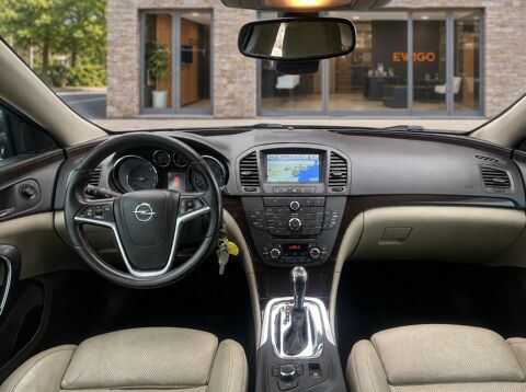 Insignia GENERATION-I 2.0 CDTI 195 BI-TURBO COSMO PACK BVA RADAR SI&Egrave;G 2012 occasion 83120 Sainte-Maxime