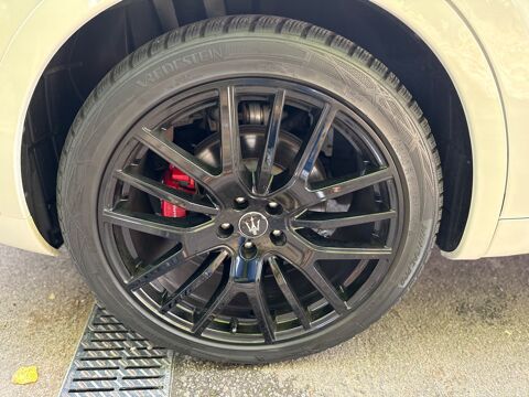 Levante 3.0 D 275Ch GRANSPORT NERISSIMO BVA - SUSPENSION PILOTE - V8 2017 occasion 76150 Saint-Jean-du-Cardonnay