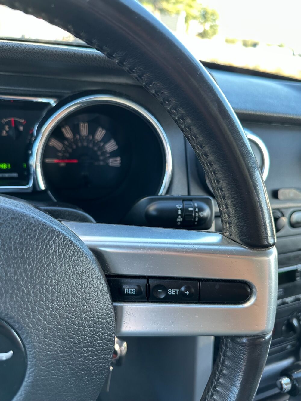 Mustang COUPE V6 4.0 223 CH / REGULATEUR - CLIMATISATION - BLUETOOTH 2007 occasion 44220 Cou&euml;ron