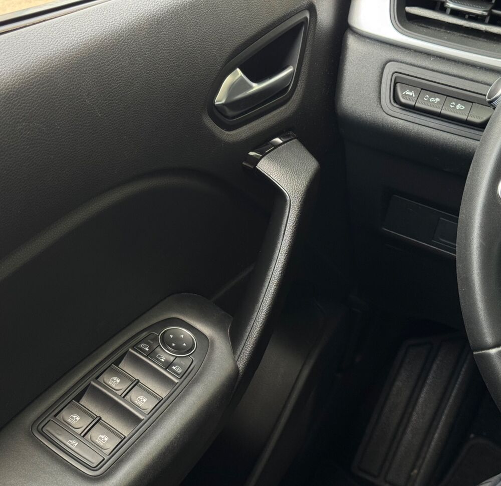 Captur 1.0 TCE 90CH BUSINESS - ENTRETIEN A JOUR - CAMERA ET RADAR A 2021 occasion 57600 Forbach