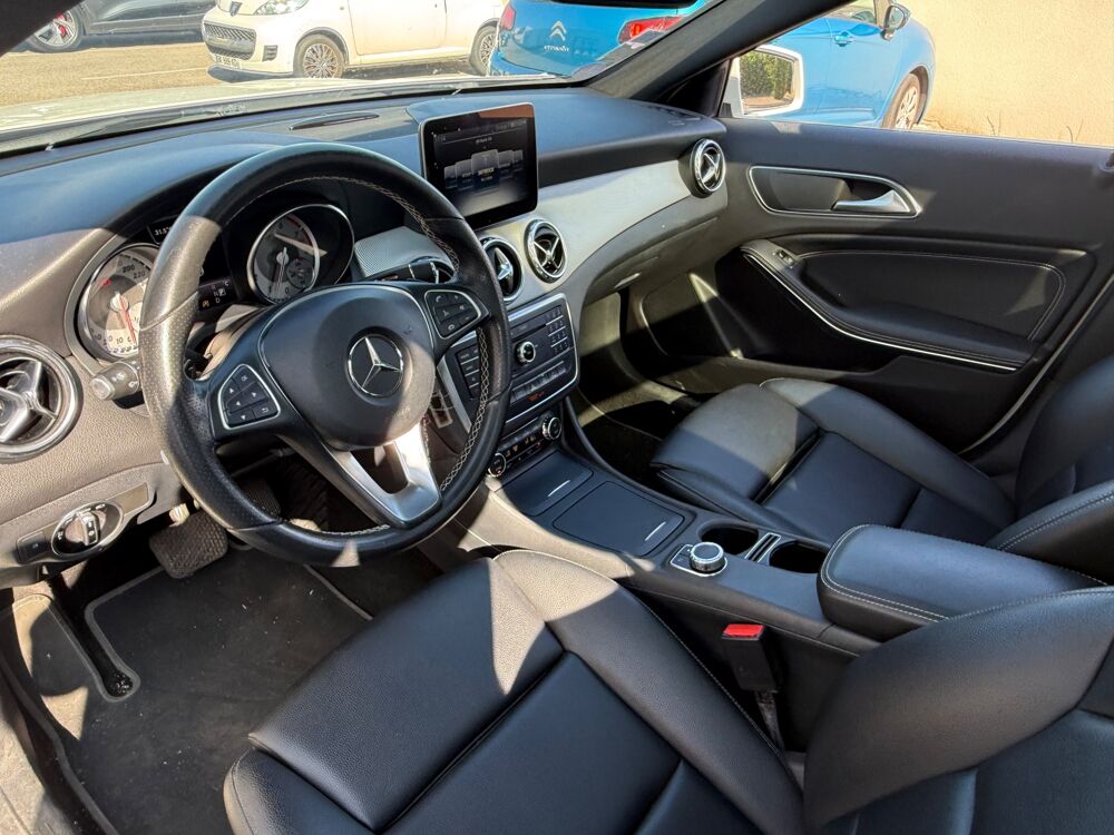 Classe GLA 1.6 200 155ch ACTIVITY EDITION 7G-DCT 2016 occasion 69420 Ampuis