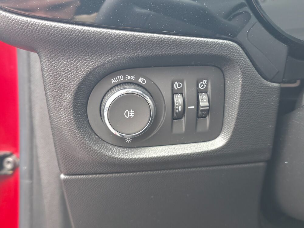 Corsa 1.2 75ch EDITION / CARPLAY / AIDE AU PARKING AR / LECTURE PA 2023 occasion 17100 Saintes