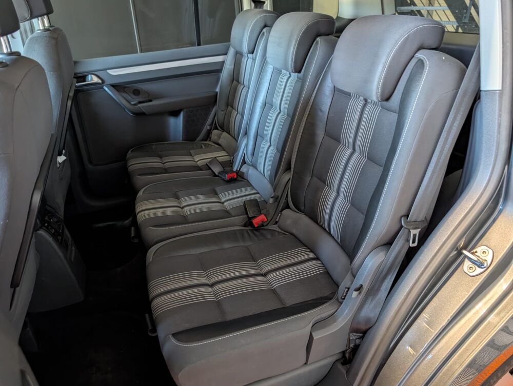 Touran 2 (II) 1.6 TDI 105 ch BUSINESS CONFORT LINE 2012 occasion 65290 Juillan