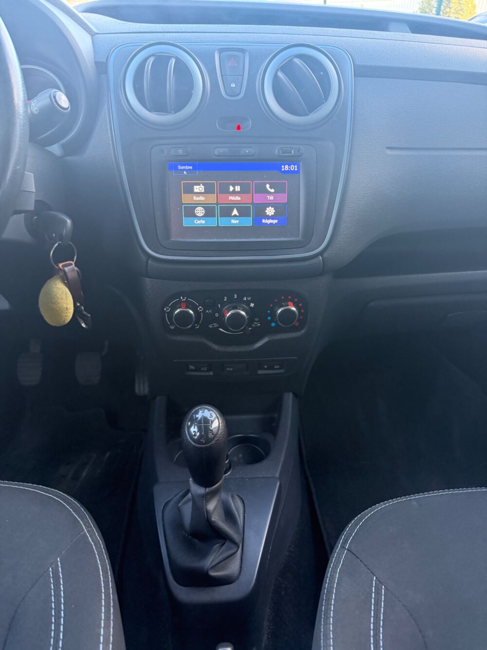 Dokker COMBI STEPWAY 1.5 DCI 90Ch - 1&Egrave;RE MAIN - CLIMATISATION - REG 2016 occasion 27000 &Eacute;vreux