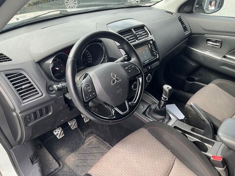 Asx 1.6 DID 115CH BLACK COLLECTION / CARPLAY / NAVIGATION / ATTE 2018 occasion 17000 La Rochelle