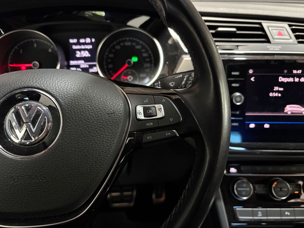 Touran 1.6 TDI 115 CH BLUEMOTION DSG / CARPLAY / CAMERA DE RECUL / 2019 occasion 29000 Quimper