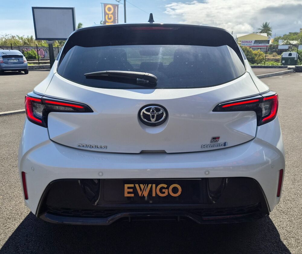 Corolla 2.0 196H FULL-HYBRID GR-SPORT BVA + CAMERA + CARPLAY + SON J 2023 occasion 97410 Saint-Pierre