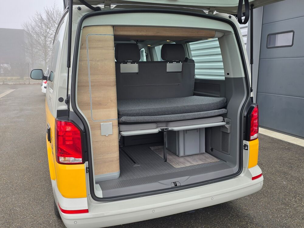 MULTIVAN COAST 2.0 TDI 150ch DSG CARPLAY/IMMAT FR COVERING JAUNE GARA 2024 occasion 68170 Rixheim
