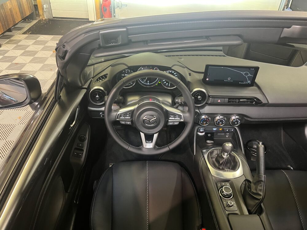 MX-5 ROADSTER 1.5 SKYACTIV-G 130CH EXCLUSIVE LINE/ CARPLAY/ CAMER 2025 occasion 78125 Gazeran