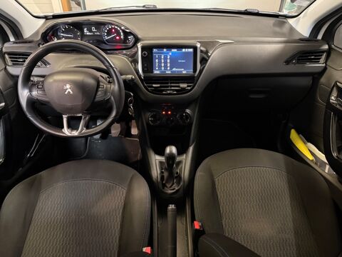 208 GENERATION-I 1.2 VTI 80CH SIGNATURE 1ERE MAIN/ DISTRIBUTION 2019 occasion 78125 Gazeran