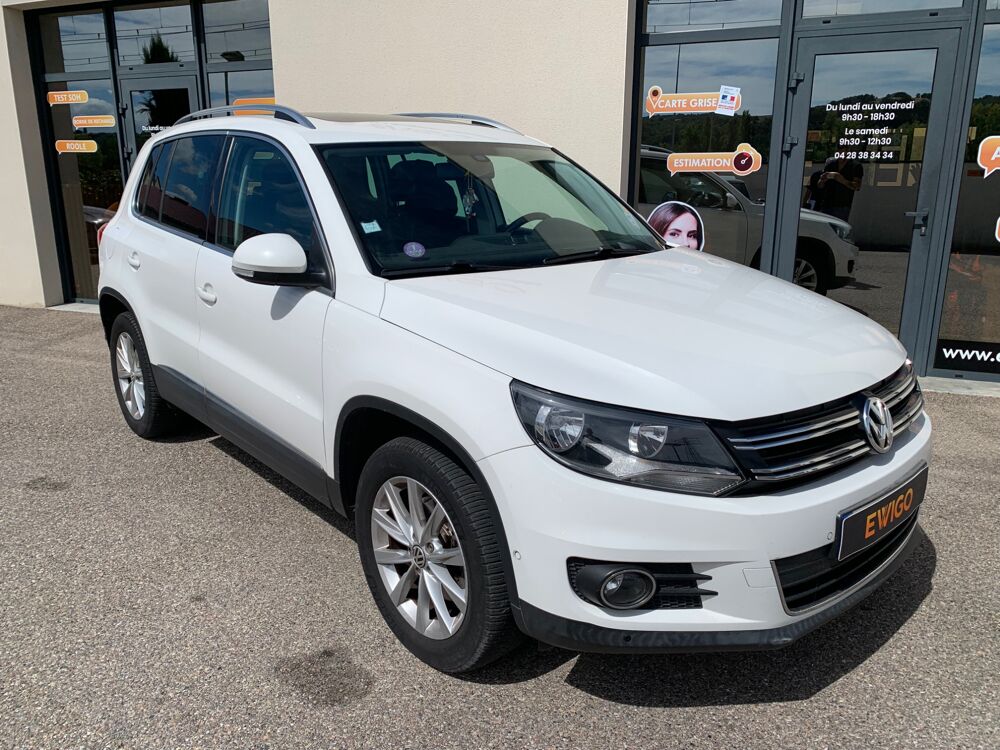 Tiguan 1,4 TSI 122ch BLUEMOTION / TOIT OUVRANT/SIEGES CUIR / Cha&icirc;ne 2012 occasion 69420 Ampuis
