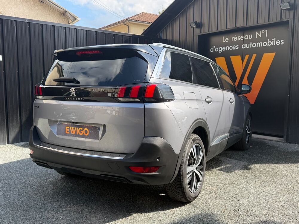 5008 GENERATION-II 1.2 130 CH ALLURE 7P / CARPLAY - CAM DE RECUL 2019 occasion 24750 Tr&eacute;lissac