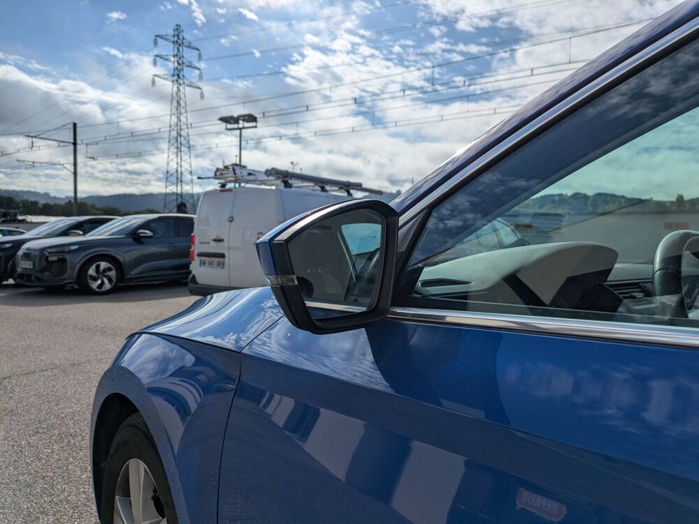 Superb COMBI 1.5 TSI 150ch ACT BUSINESS / Entretiens complet Skoda 2018 occasion 69420 Ampuis