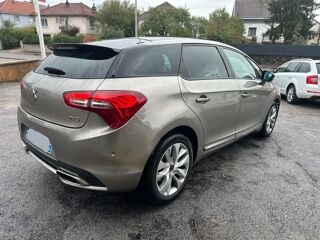 DS5 2.0 BLUEHDI 180CH SO-CHIC EAT BVA START-STOP 2015 occasion 25000 Besan&ccedil;on
